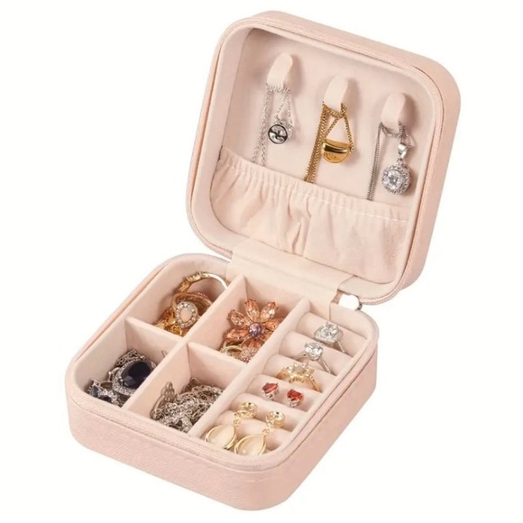 Small Jewelry Box, Storage Box, Travel Portable Jewelry Case, Jewelry Organizer - Picture 1 of 5